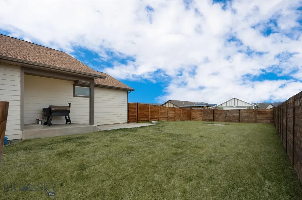 233 Centennial Village Drive Manhattan MT 59741