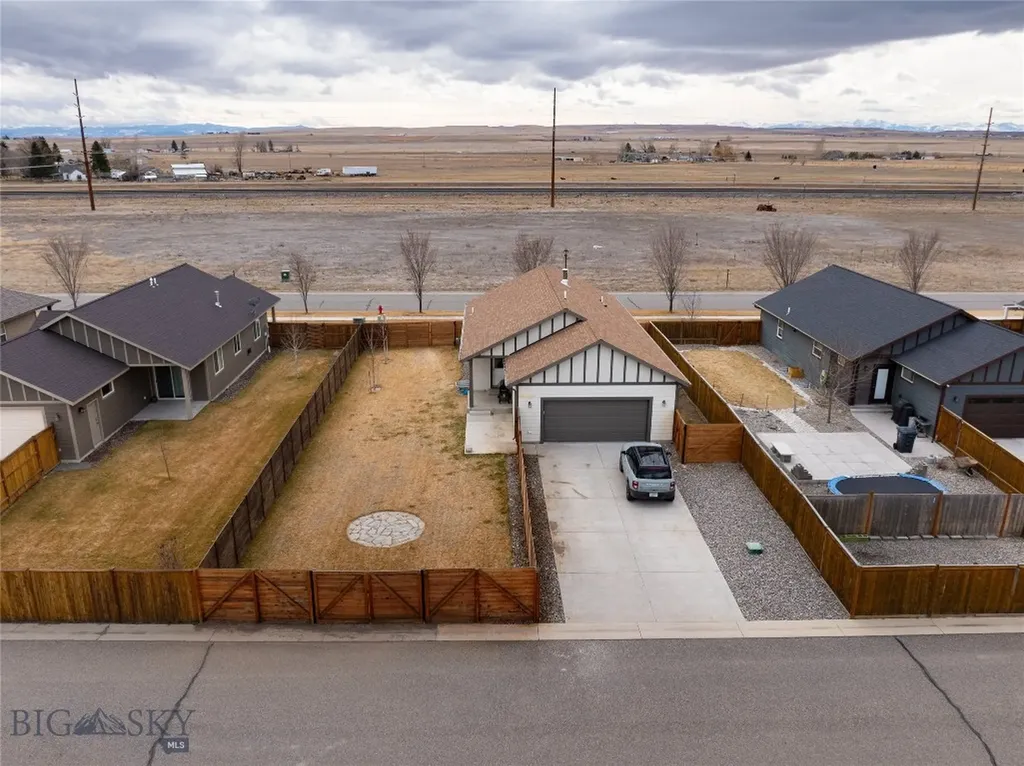 233 Centennial Village Drive Manhattan MT 59741