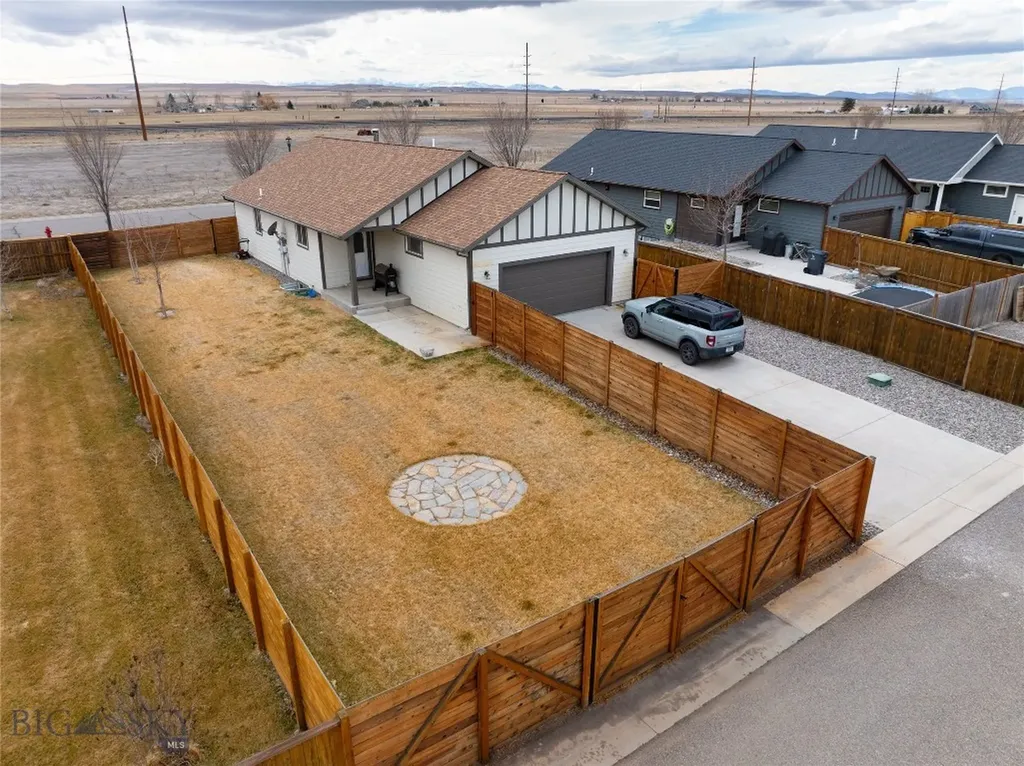 233 Centennial Village Drive Manhattan MT 59741