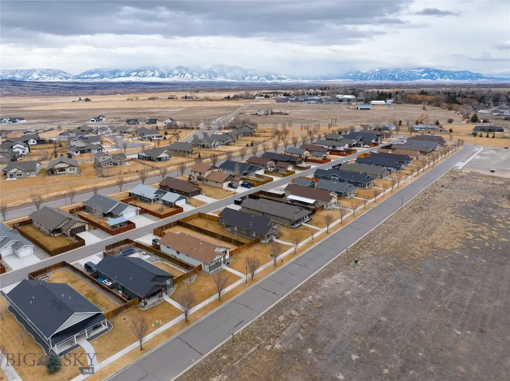 233 Centennial Village Drive Manhattan MT 59741