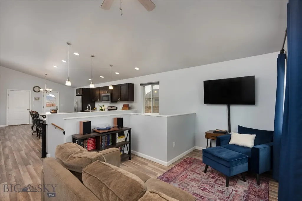 233 Centennial Village Drive Manhattan MT 59741