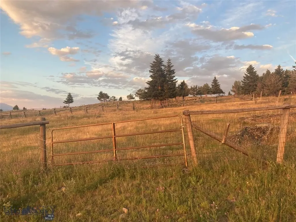 86 Pony Lane Livingston MT 59047