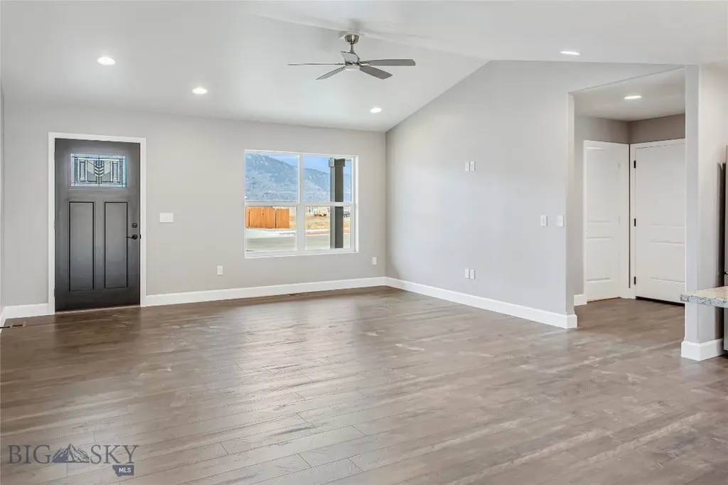 238 Avon Circle Butte MT 59701