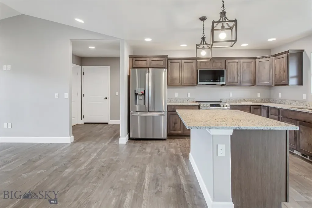 238 Avon Circle Butte MT 59701