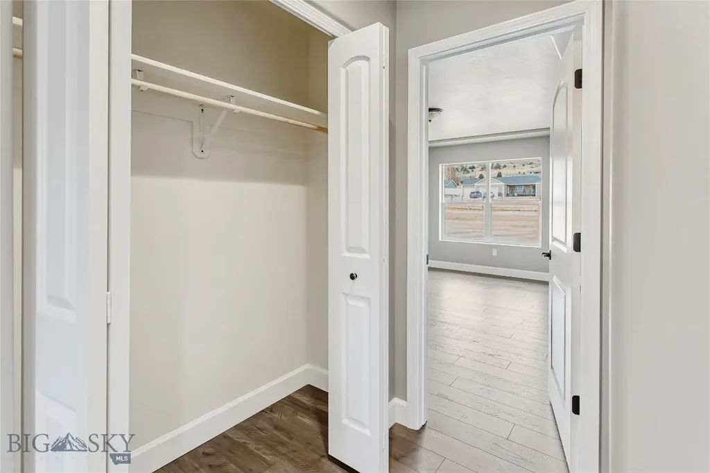 238 Avon Circle Butte MT 59701