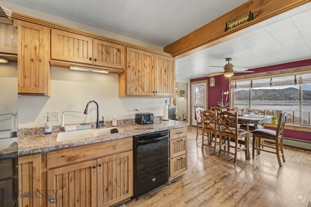 3622 E Shore Helena MT 59602