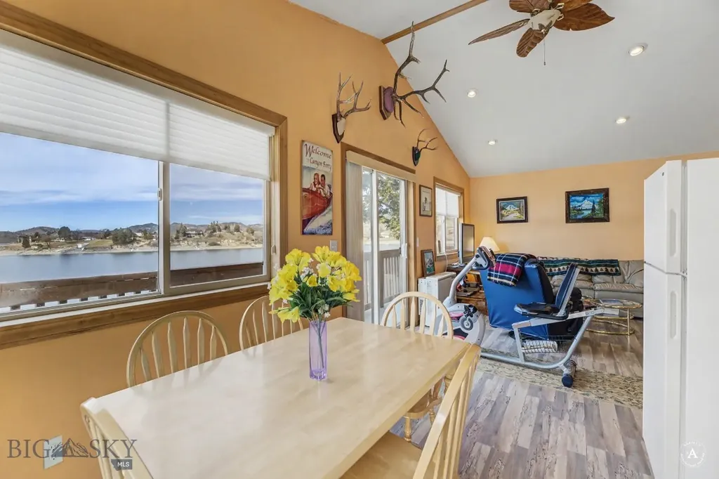 3622 E Shore Helena MT 59602