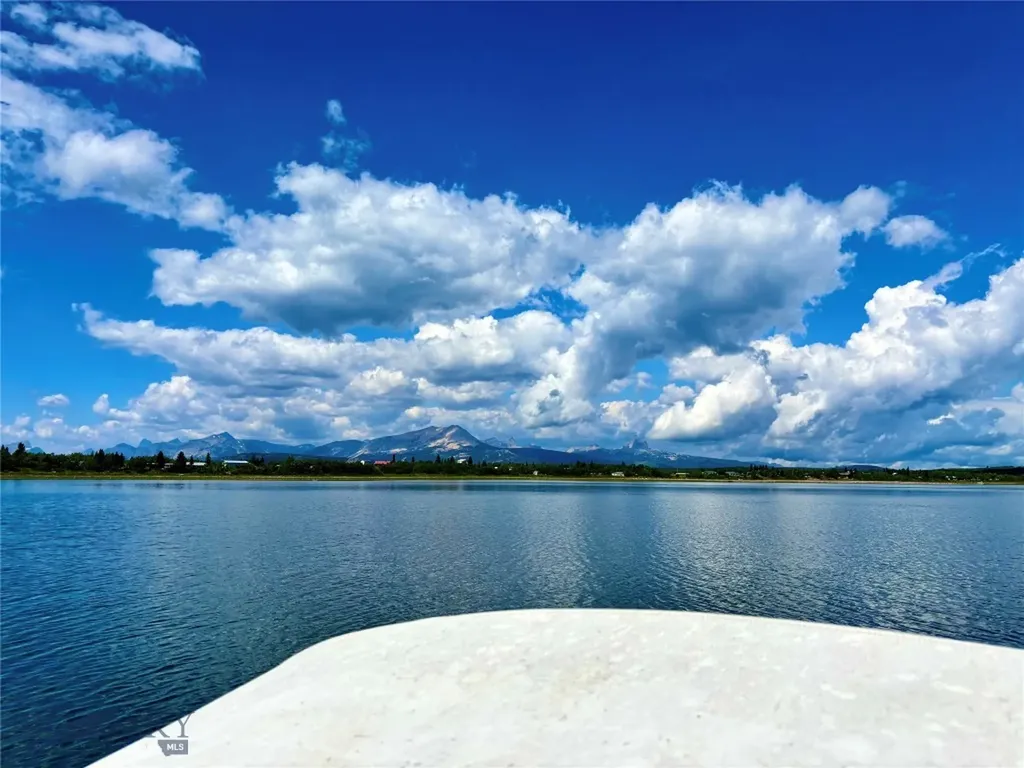 28 W Shore Road Babb MT 59411