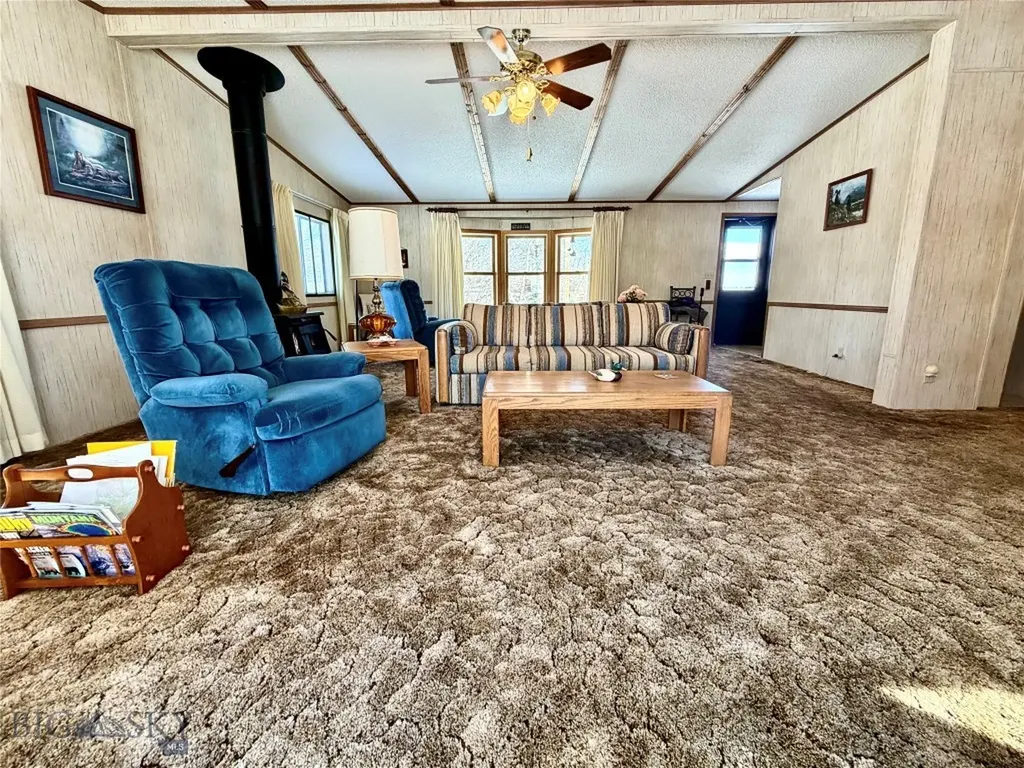 28 W Shore Road Babb MT 59411