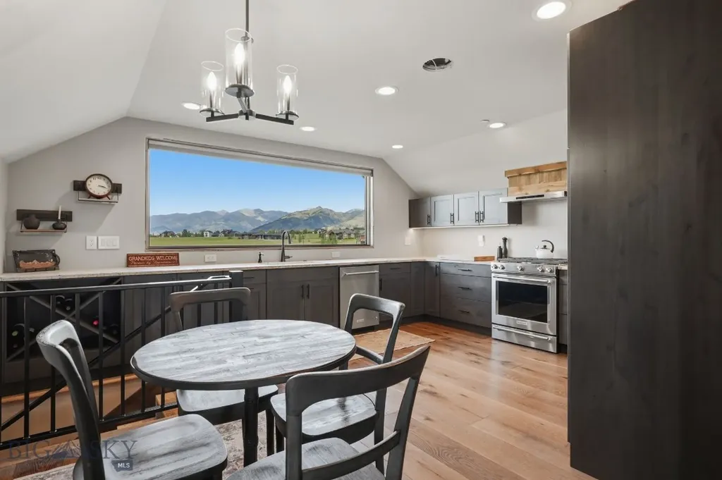 46 Moon Shadow Drive Bozeman MT 59715