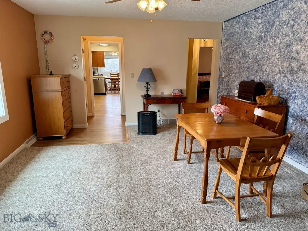 110 W Park Avenue Manhattan MT 59741