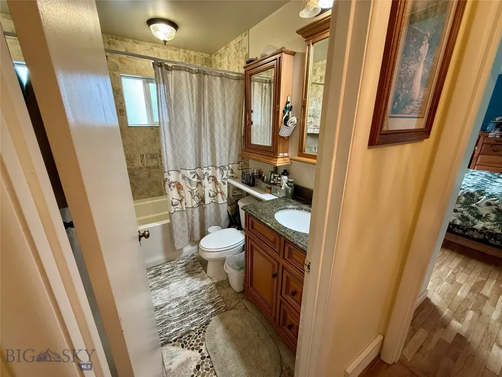 110 W Park Avenue Manhattan MT 59741