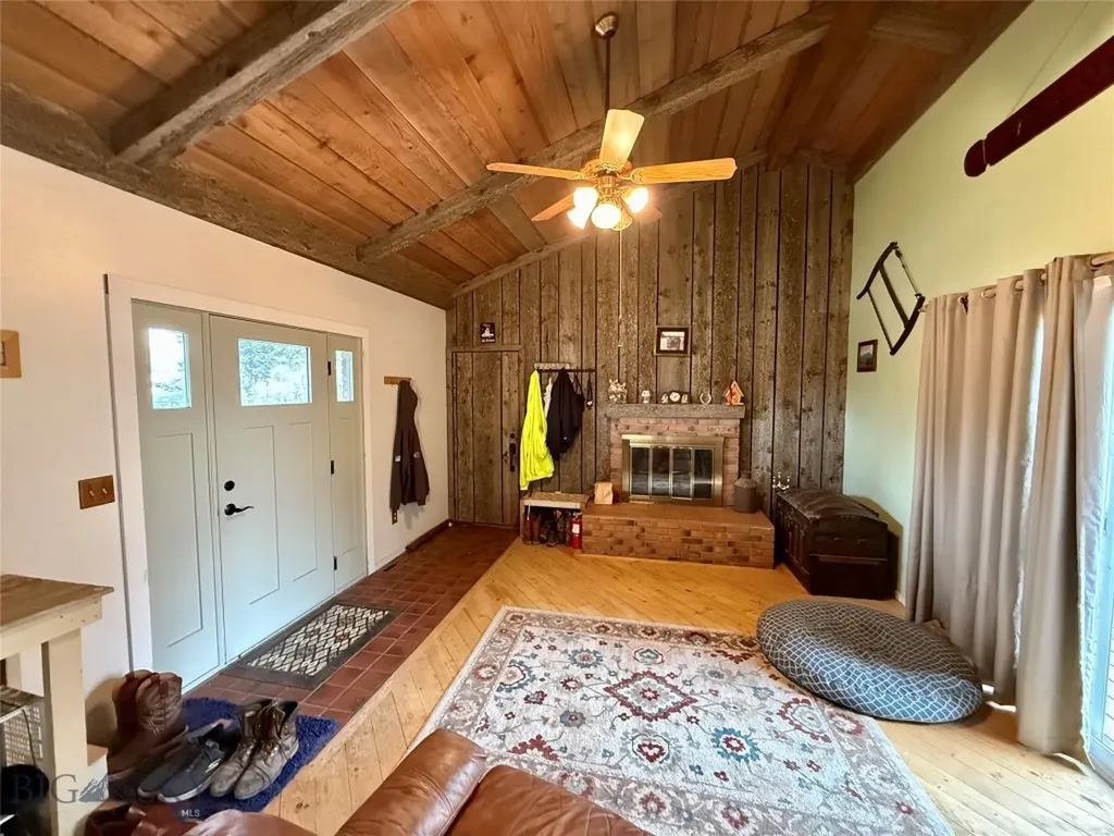 110 W Park Avenue Manhattan MT 59741