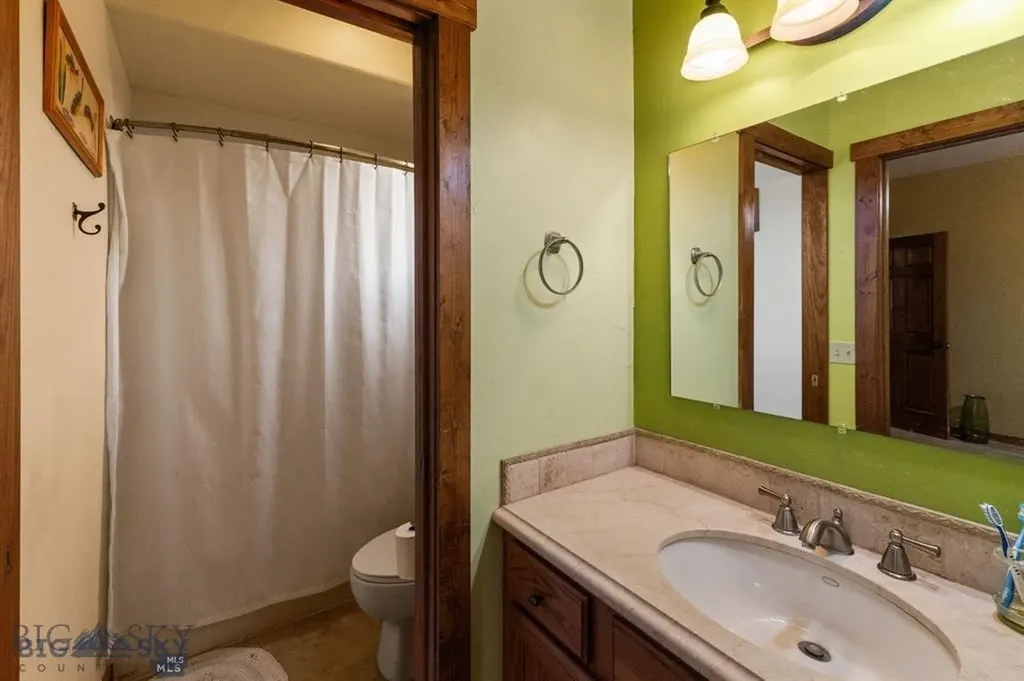 702 Nebula Street Livingston MT 59047