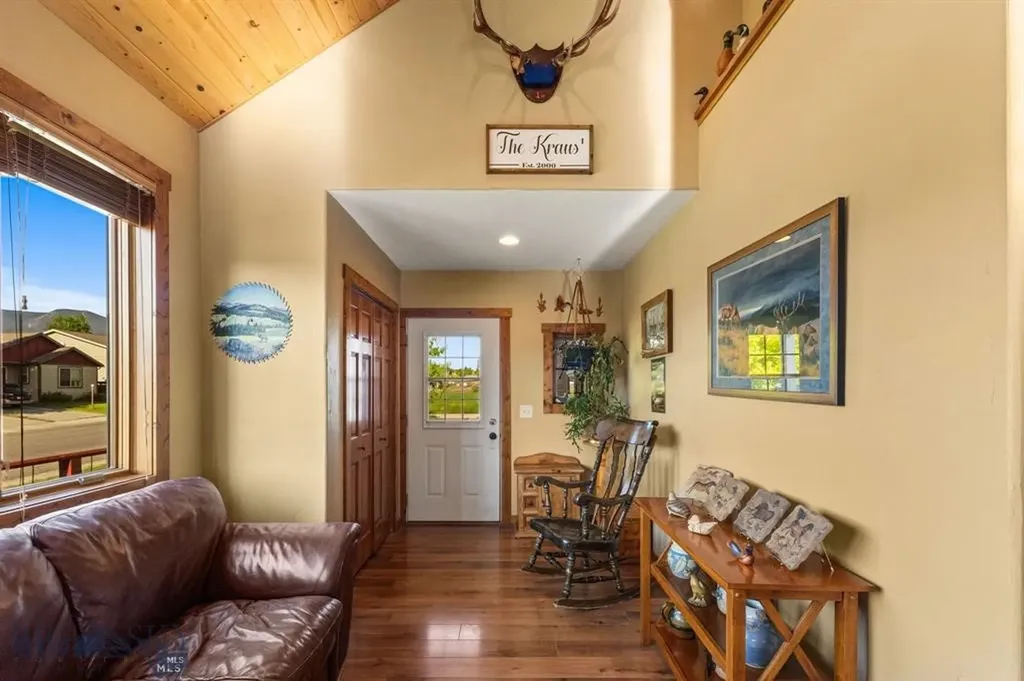 702 Nebula Street Livingston MT 59047