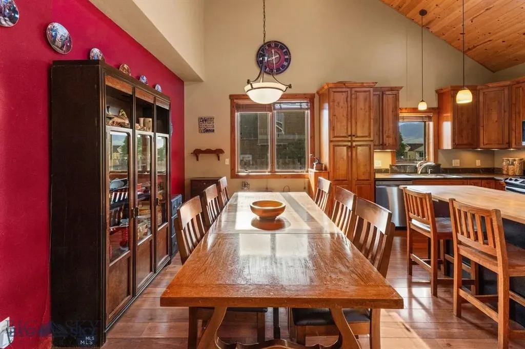 702 Nebula Street Livingston MT 59047