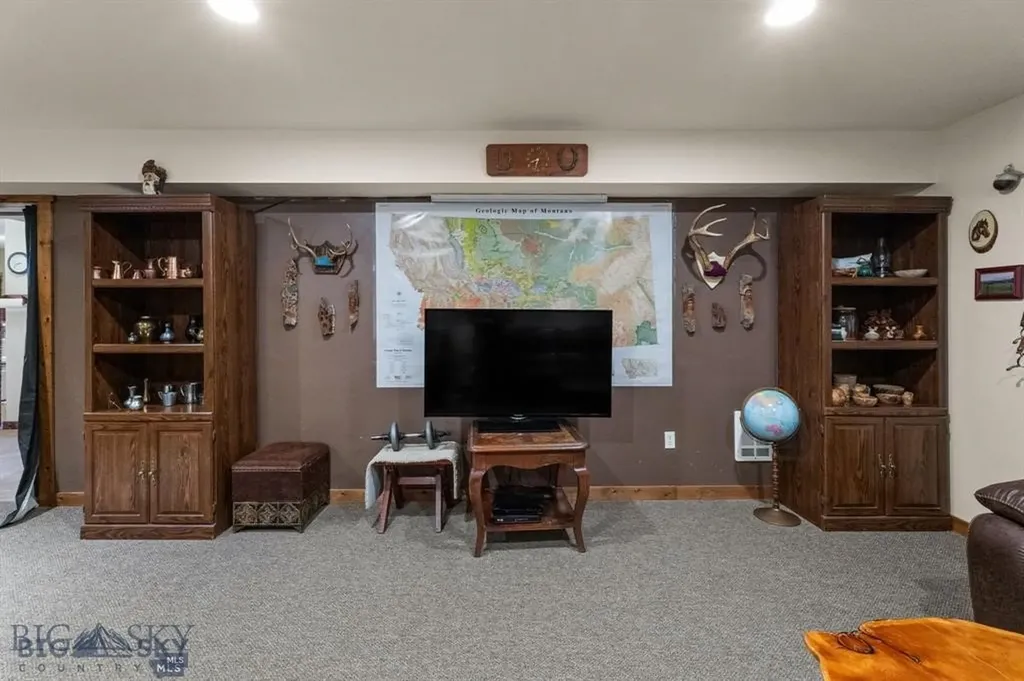 702 Nebula Street Livingston MT 59047