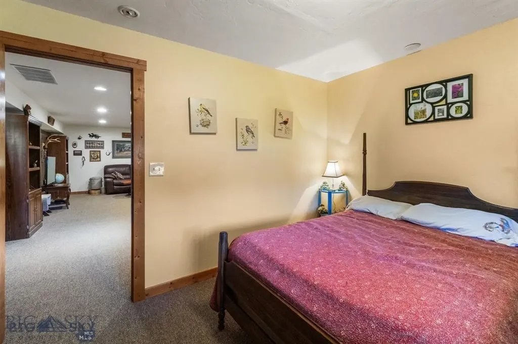 702 Nebula Street Livingston MT 59047
