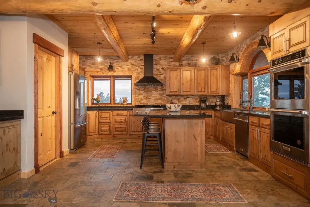 1380 Glacier View Drive Deer Lodge MT 59722