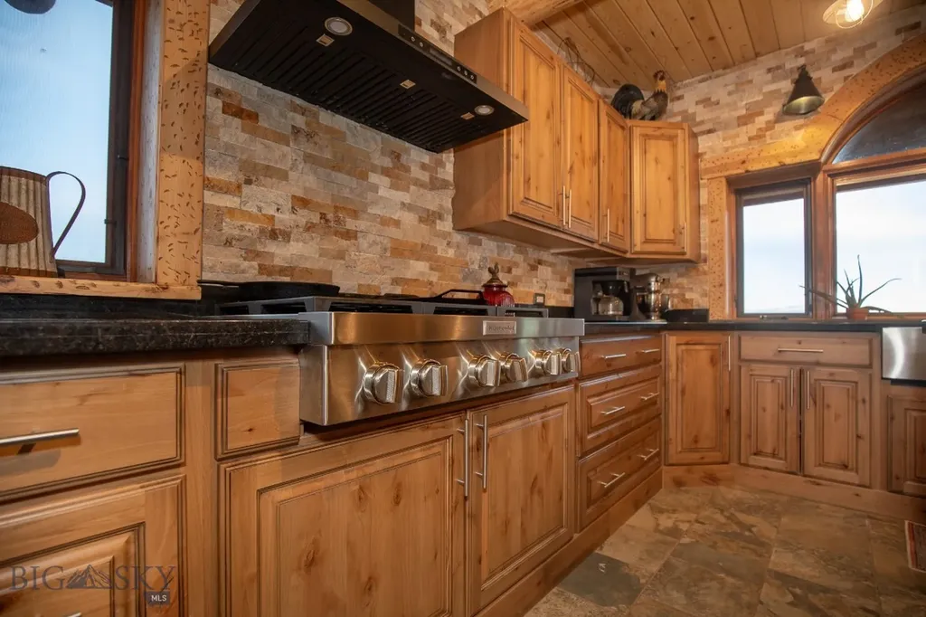 1380 Glacier View Drive Deer Lodge MT 59722