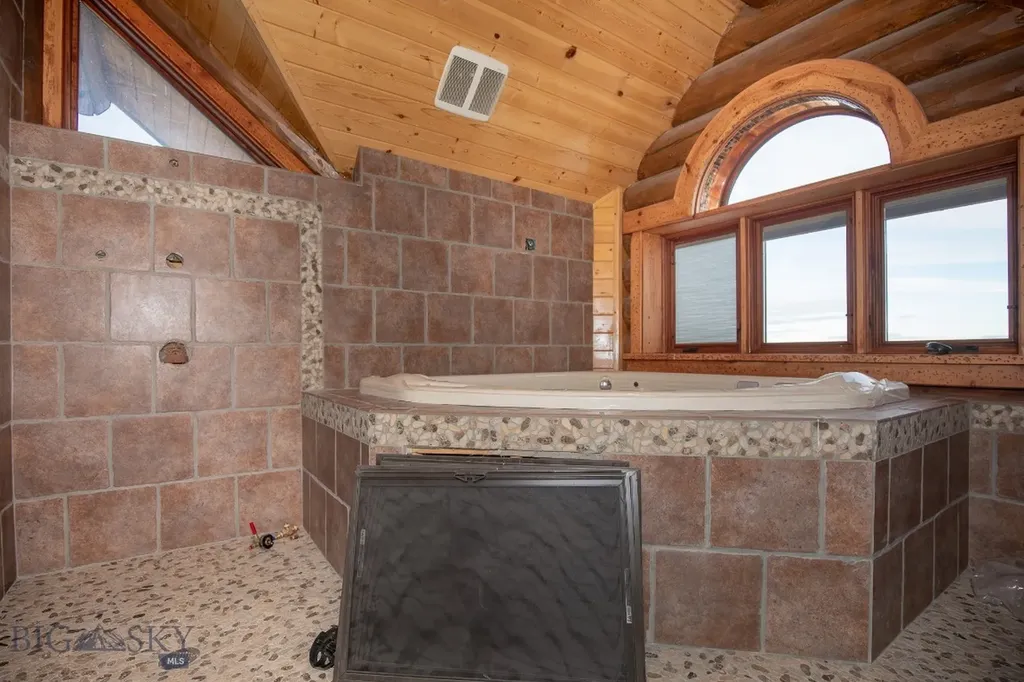 1380 Glacier View Drive Deer Lodge MT 59722