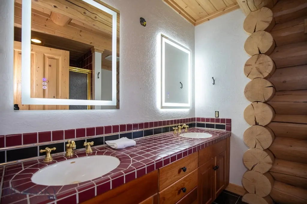 1380 Glacier View Drive Deer Lodge MT 59722