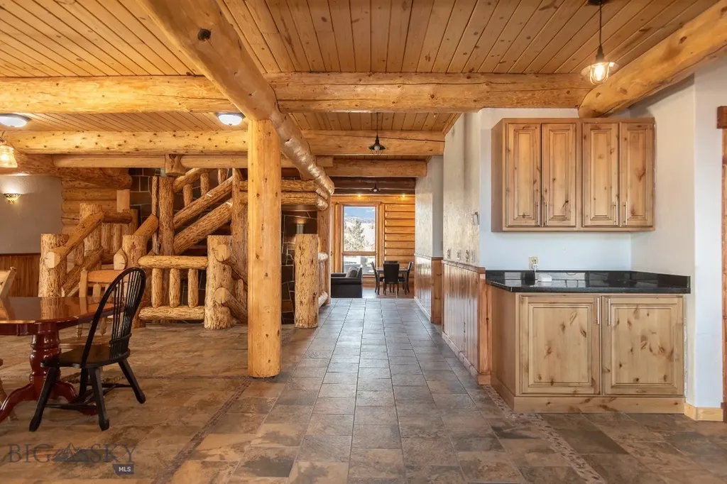 1380 Glacier View Drive Deer Lodge MT 59722
