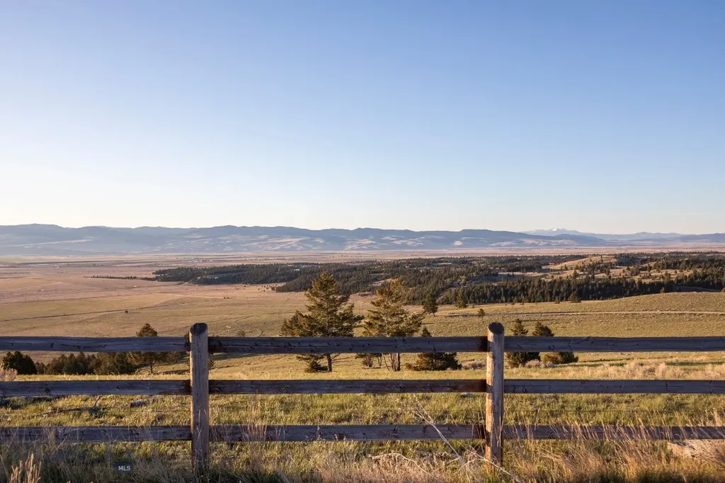 1380 Glacier View Drive Deer Lodge MT 59722