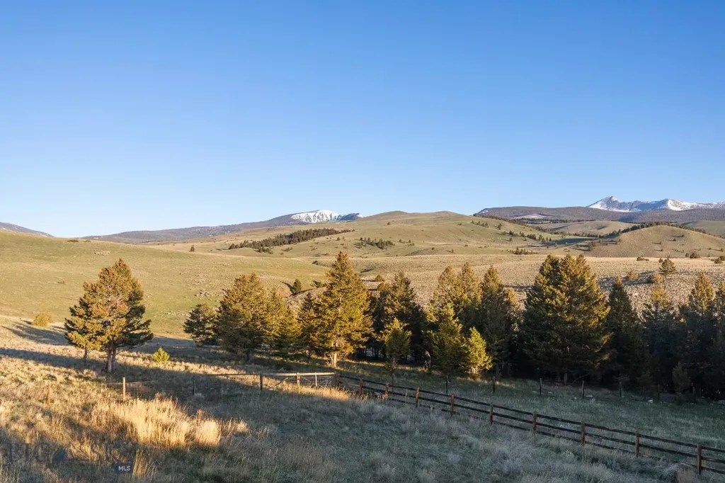 1380 Glacier View Drive Deer Lodge MT 59722