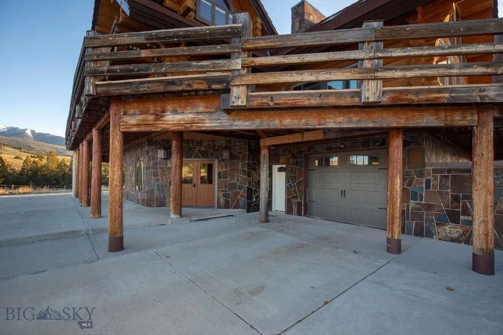1380 Glacier View Drive Deer Lodge MT 59722