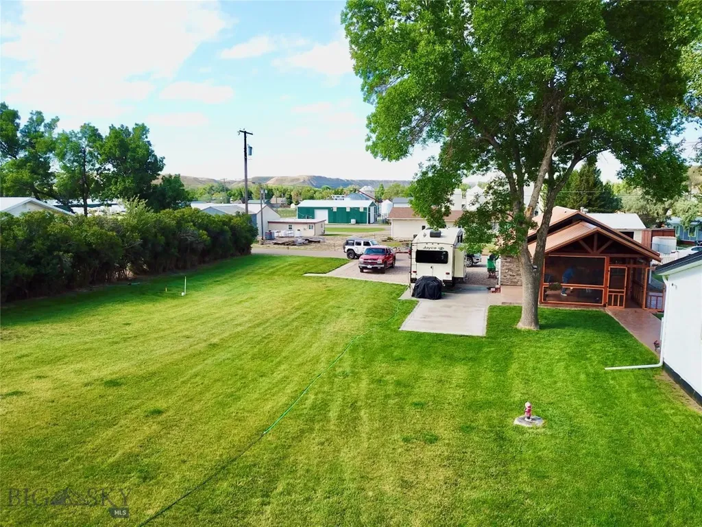 1116 27th Street Fort Benton MT 59442