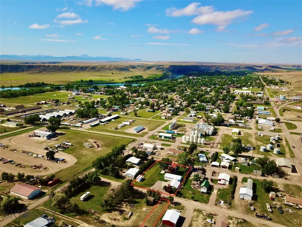 1116 27th Street Fort Benton MT 59442
