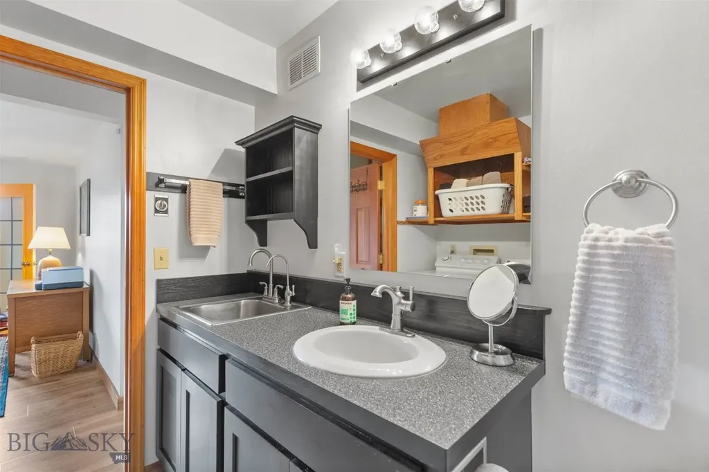 51 Schutz Lane Bozeman MT 59718