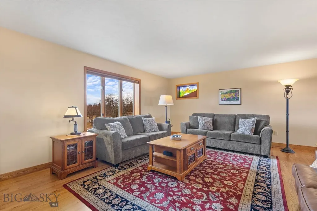 51 Schutz Lane Bozeman MT 59718