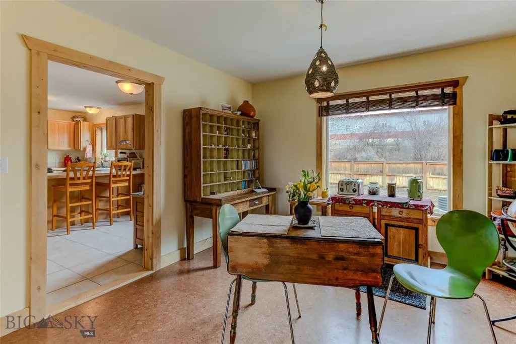 402 2nd Avenue N Clyde Park MT 59018