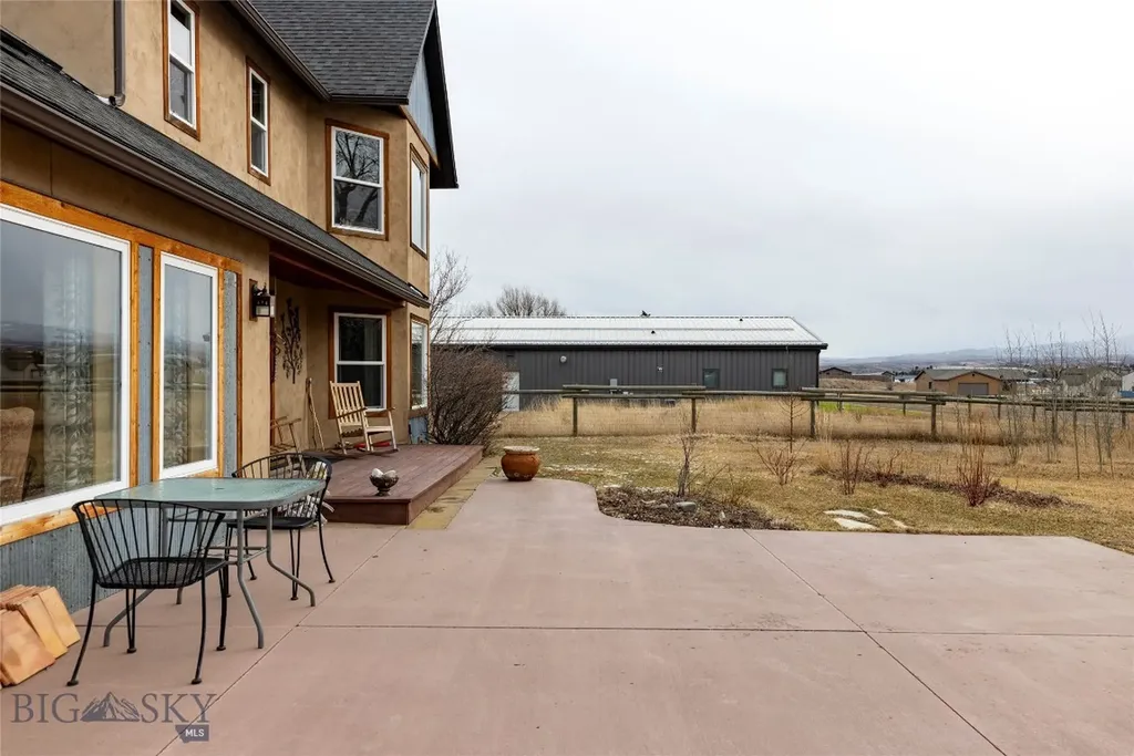 402 2nd Avenue N Clyde Park MT 59018