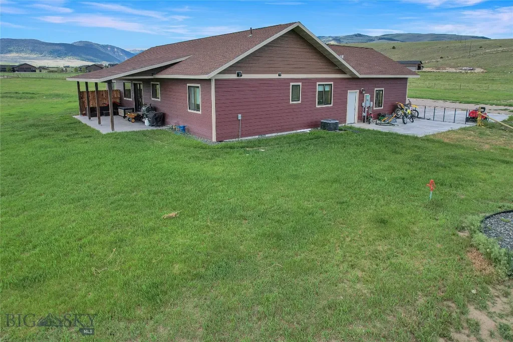 13 Diamondback Road Ennis MT 59729