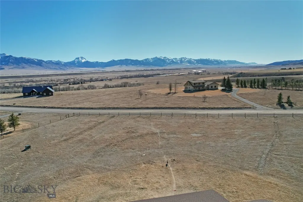 13 Diamondback Road Ennis MT 59729