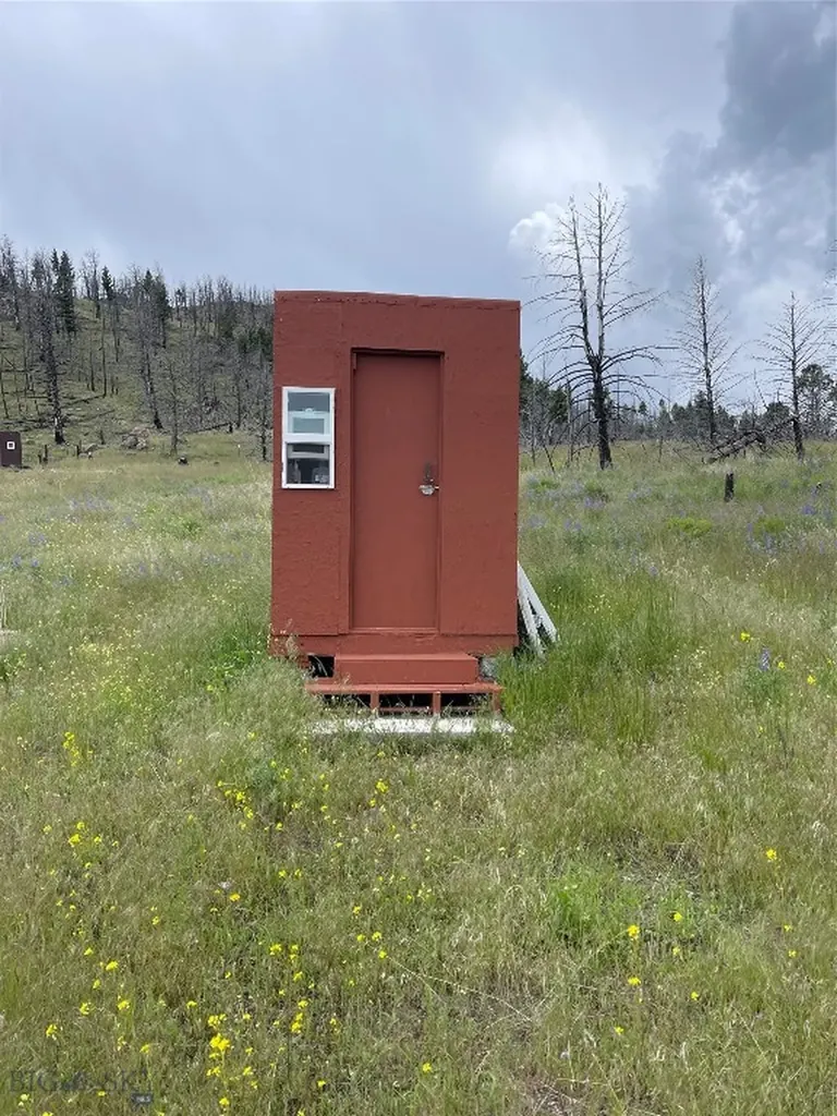 10 Lower Rader Creek Road Whitehall MT 59759
