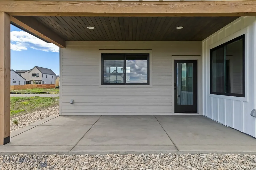 1521 Cambridge Drive Bozeman MT 59715