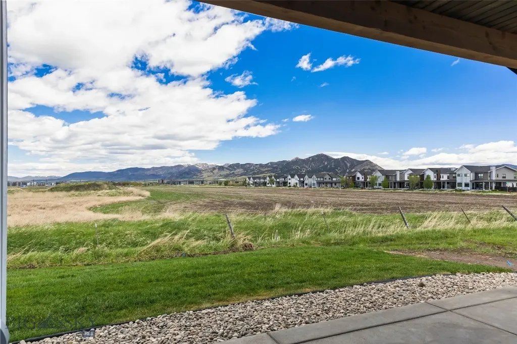 1521 Cambridge Drive Bozeman MT 59715