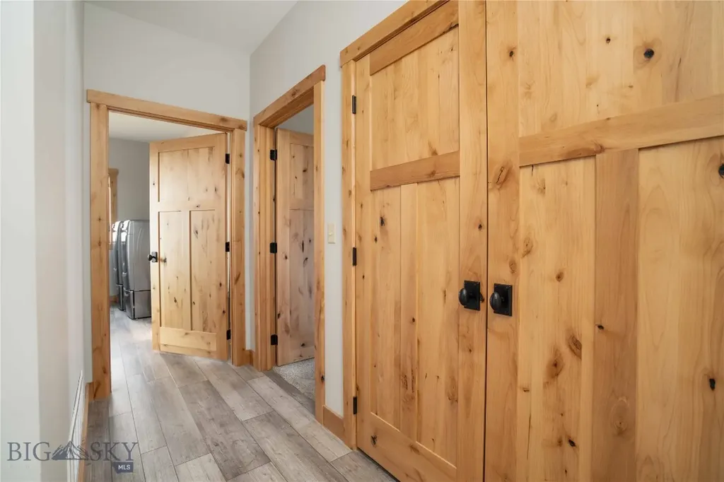 220 Cayuse Trail Bozeman MT 59718