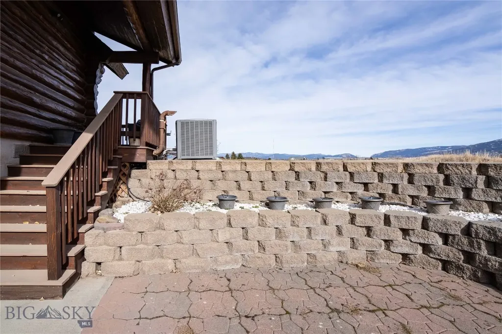 220 Cayuse Trail Bozeman MT 59718
