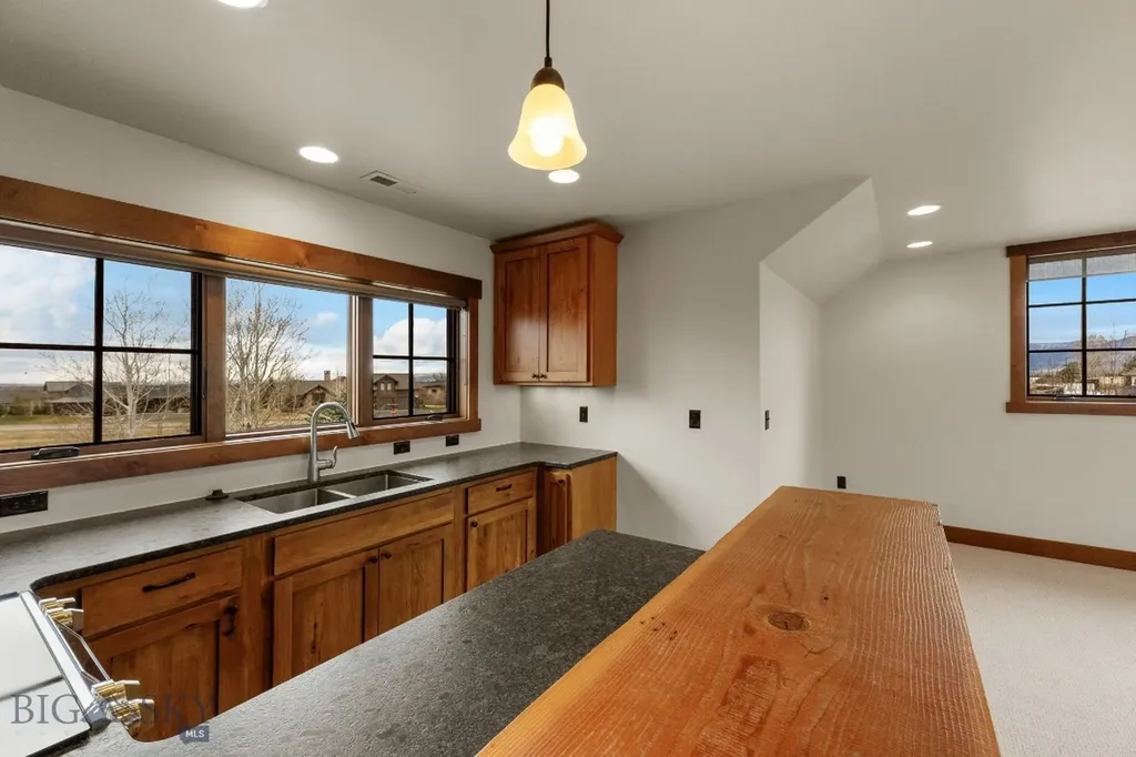 40 Ramrod Place Bozeman MT 59718