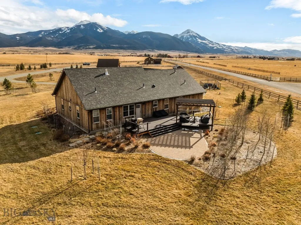 27 Obsidian Lane Livingston MT 59047