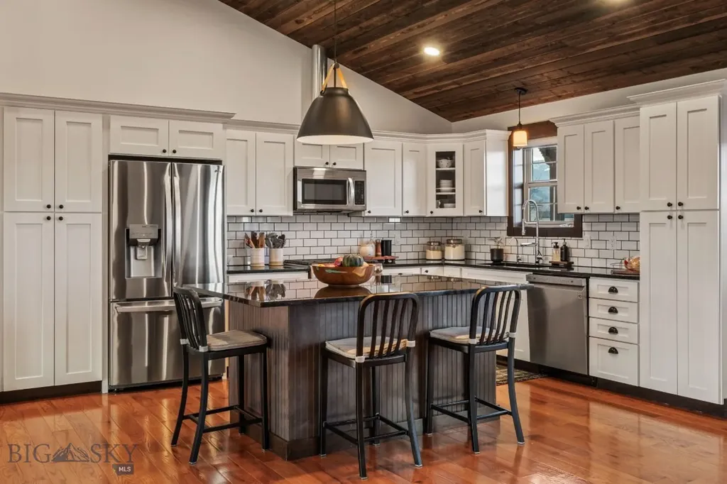 27 Obsidian Lane Livingston MT 59047