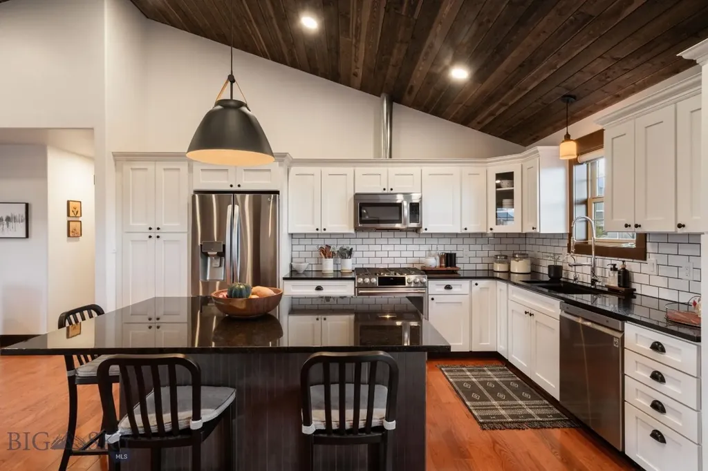 27 Obsidian Lane Livingston MT 59047