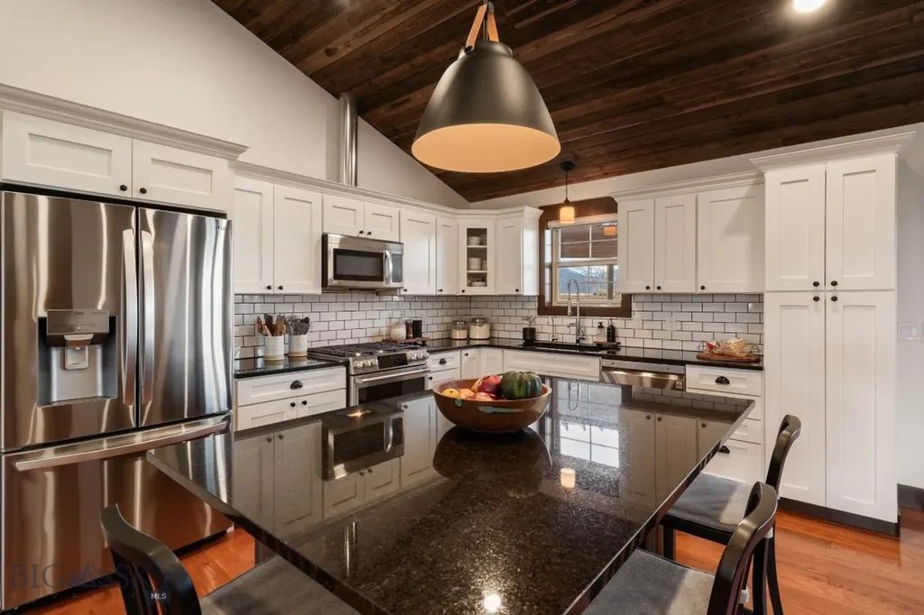 27 Obsidian Lane Livingston MT 59047