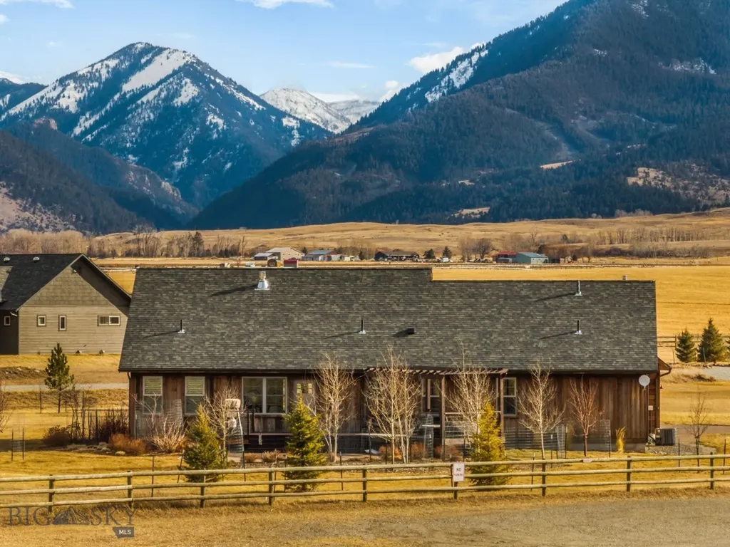 27 Obsidian Lane Livingston MT 59047