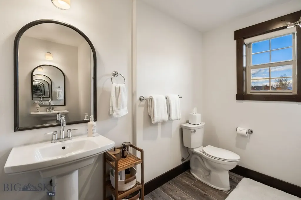 27 Obsidian Lane Livingston MT 59047